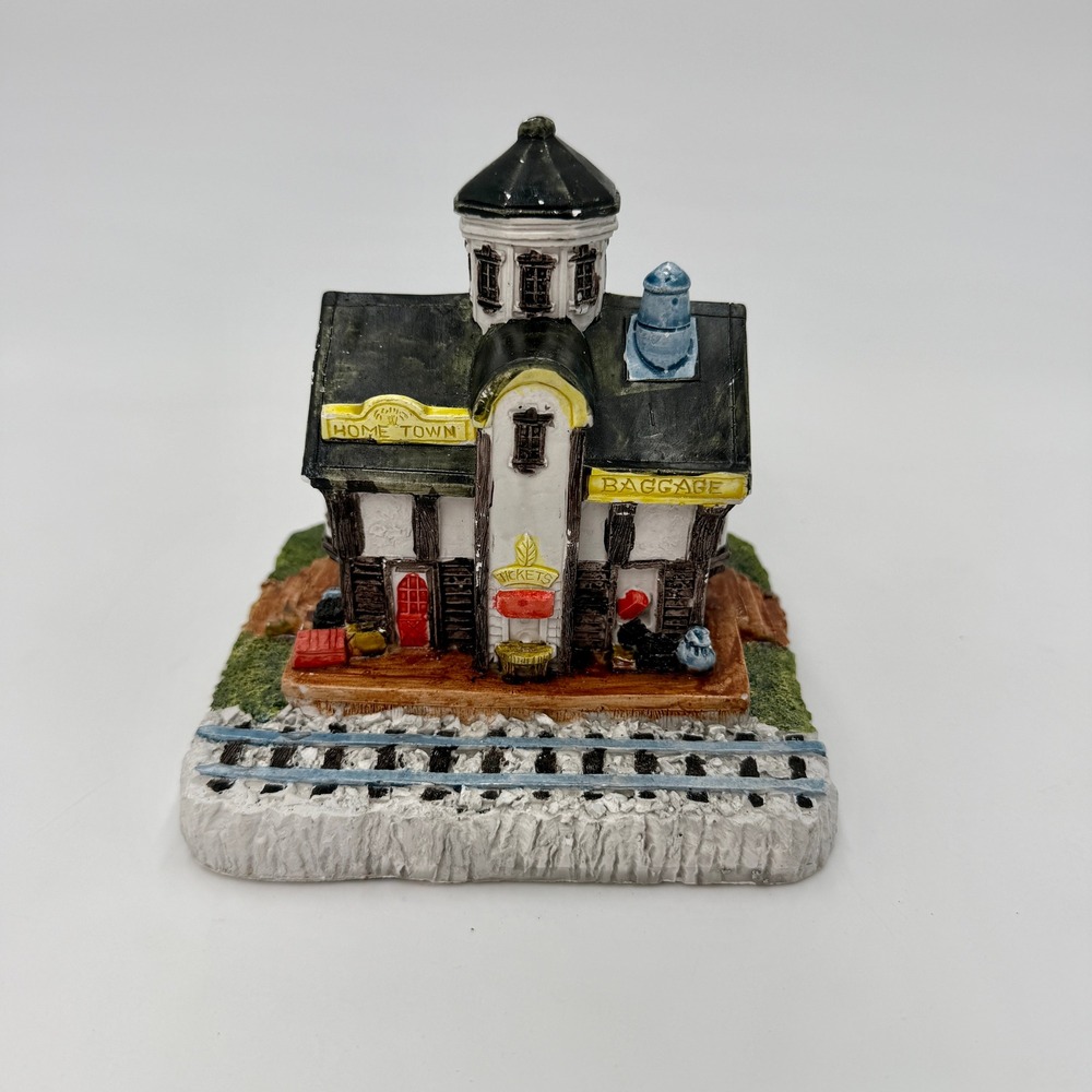 RSVP International American Rustic Train Station Figurine 1990 AR-8810 Vintage